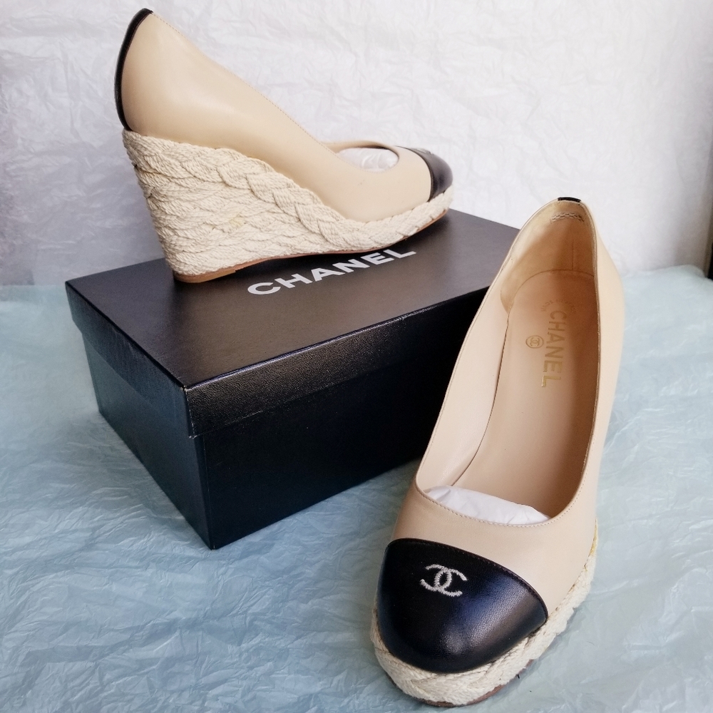 CHANEL Lambskin Espadrille Wedge Pumps